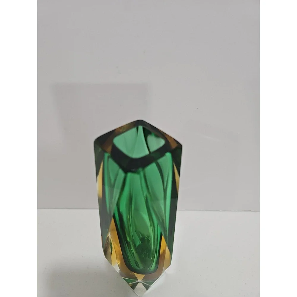 Vintage Murano Sommerso Faceted Art Olive Green‎ Glass Vase 8" Tall - Picture 9 of 10